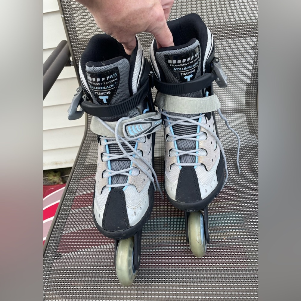 Womans Rollerblades